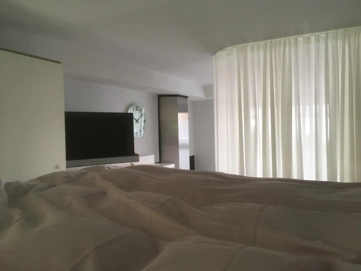 La Belletage By Agelandkaai Be With Free Parking Apartamento Gante Exterior foto